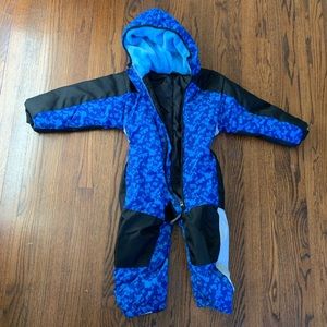 3T snow suit